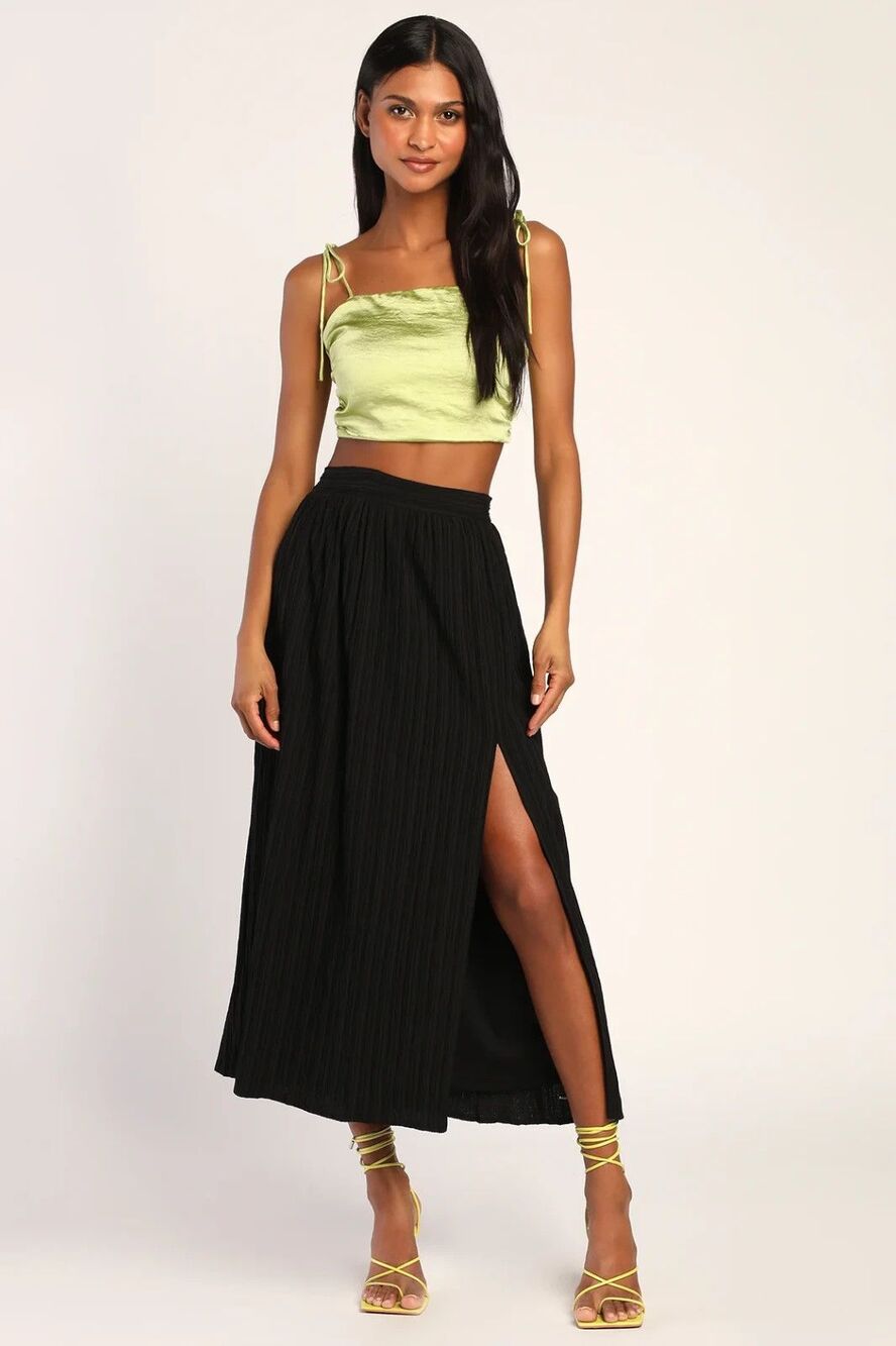 Lulus Maxi Skirt Womens L Black Midsummer Memories Side Slit Pleated Festival